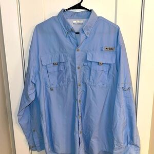 Men’s Columbia PFG long sleeve light blue button up